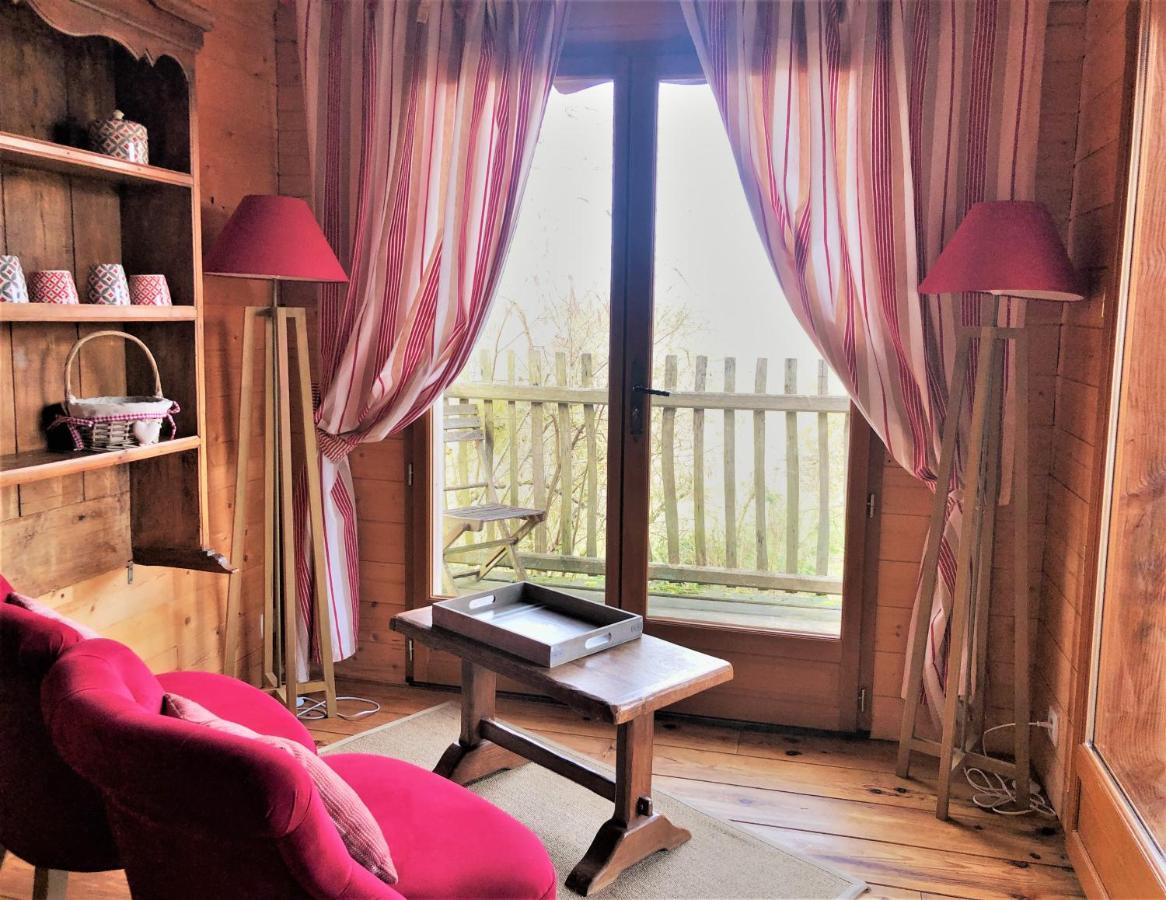 Chambres D'Hotes De La Vallee Javot Fericy Ngoại thất bức ảnh